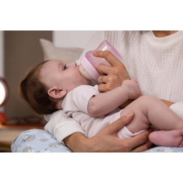 Butelka plastikowa Naturalfeeling 150ml 0+ Chicco - różowy