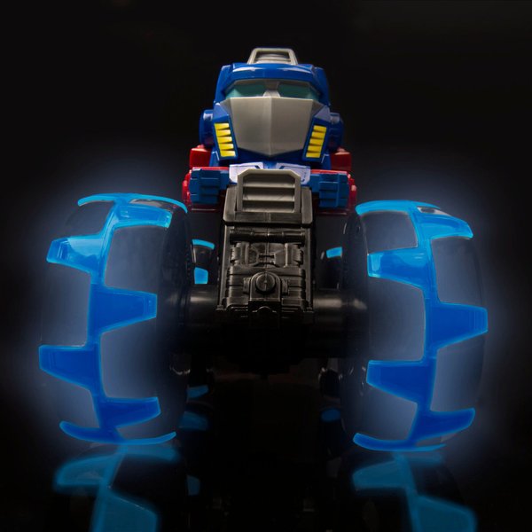 Samochód John Deere Monster Optimus Prime Tomy - Monster Optimus Prime