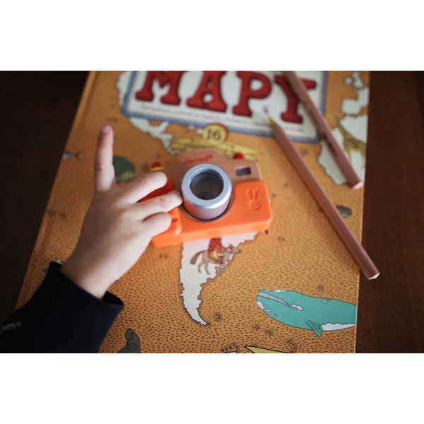 Drewniany aparat fotograficzny z dźwiękami Janod