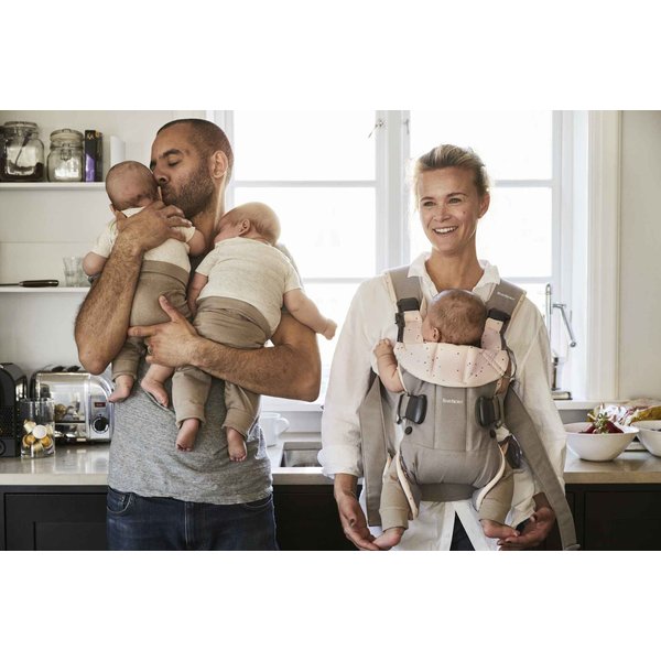 Nosidełko One Babybjorn - sprinkles szary/różowy