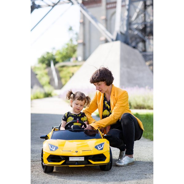 Pojazd na akumulator Lamborghini Toyz by Caretero - żółty