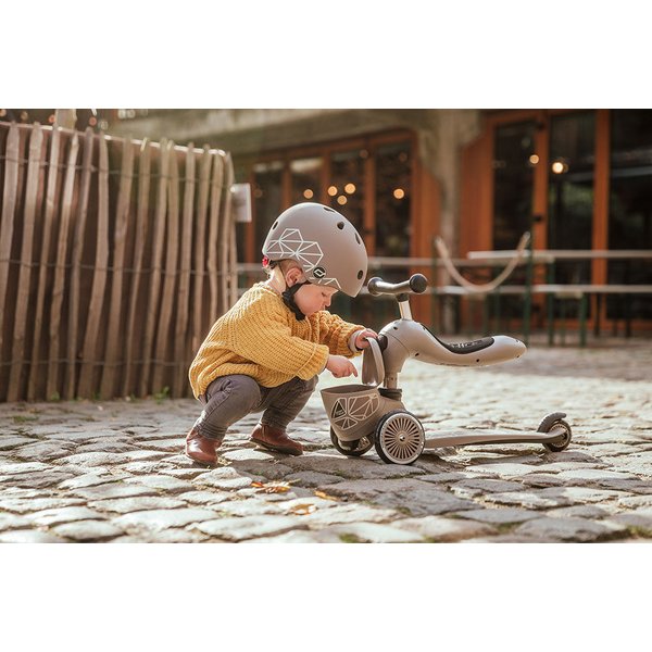 Jeździk, hulajnoga Highwaykick 1 z zamykanym schowkiem Scootnadride - brown