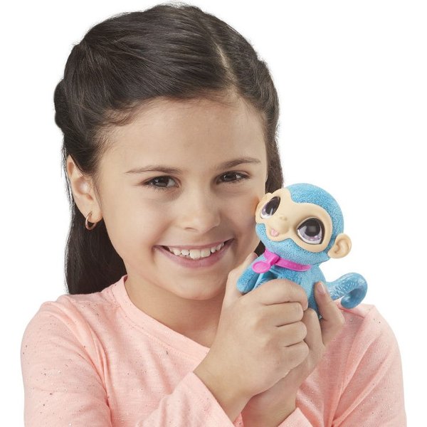 FurReal Małe zwierzaki na smyczy Hasbro - małpka