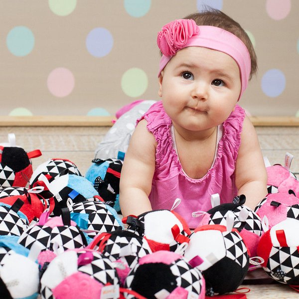 Pluszowa miękka Piłka Care Mom's - Czerwona