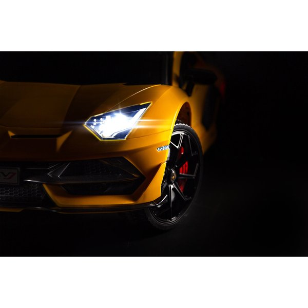 Pojazd na akumulator Lamborghini Toyz by Caretero - żółty