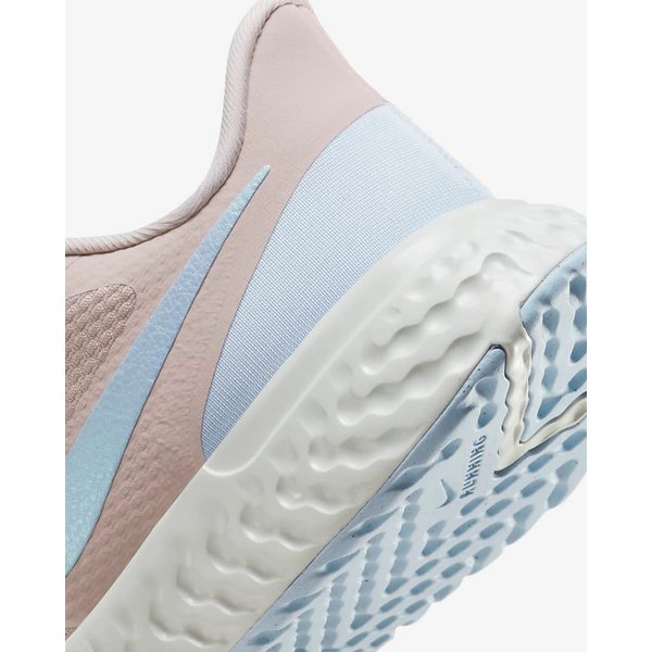 Buty Revolution 5 Wm's Nike - Barely Rose/Metallic