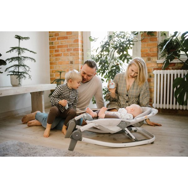 Leżaczek bujaczek z modułem sensorycznym 0-18kg Tumi Kidwell - króliczki