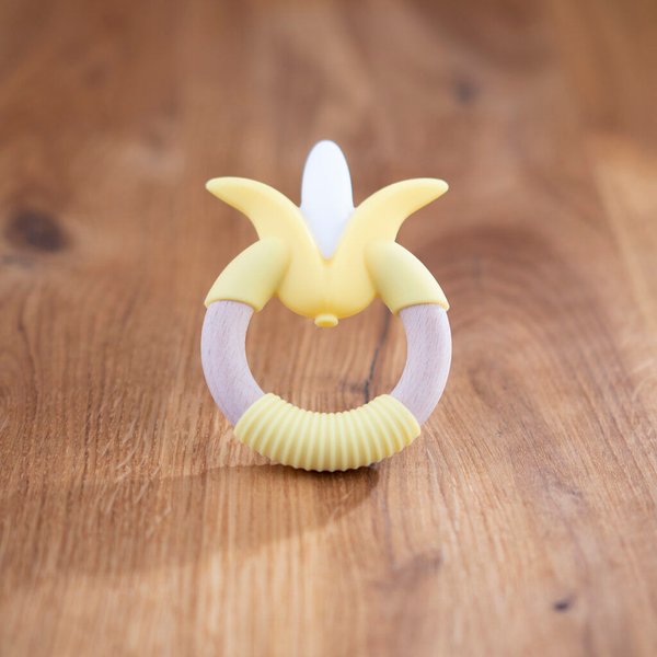 Gryzak z drewna bukowego i silikonu pierścień Giligums - kukurydza