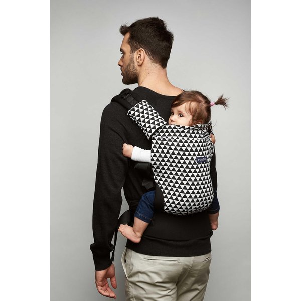 Nosidełko ergonomiczne Care od 6kg Zaffiro - black and white