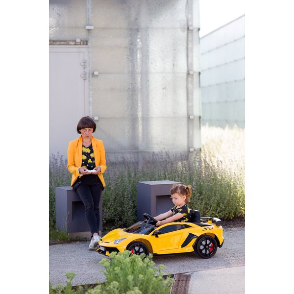 Pojazd na akumulator Lamborghini Toyz by Caretero - żółty