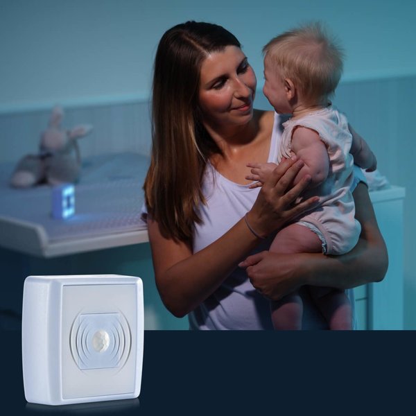 Lampka nocna LED na baterie z czujnikiem ruchu Reer