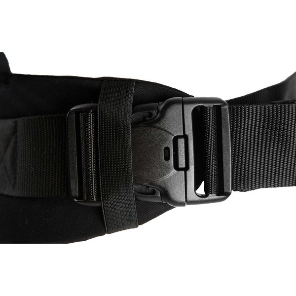 Nosidełko ergonomiczne Care od 6kg Zaffiro - black and white