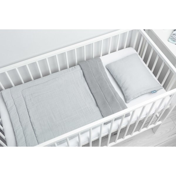 Komplet do łóżeczka dziergany z muśliną Sensillo - szary