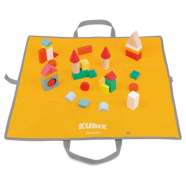 Klocki drewniane z matą do zabawy Kubix Janod - 40 el.mata