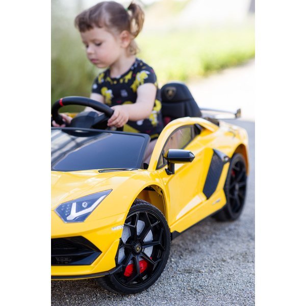 Pojazd na akumulator Lamborghini Toyz by Caretero - żółty