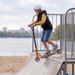 Hulajnoga wyczynowa z obrotową kierownicą ST1000 Xride - złota