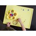 Silikonowa mata do zabawy 2w1 Flower Play Mat EZPZ - żółta
